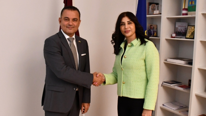 Veselības ministrs Hosams Abu Meri tiekas ar Palestīnas ārlietu un diasporas ministra vietnieci Dr. Amalu Džādū