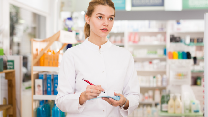Farmaceite aptiekā