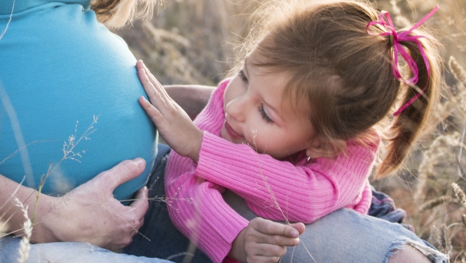 Piešķir papildu līdzekļus veselības aprūpes pakalpojumiem bērniem ar autiskā spektra traucējumiem un epidurālās anestēzijas pieejamības uzlabošanai