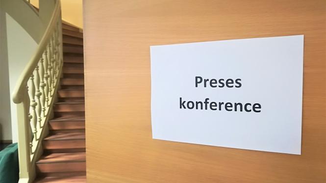 Preses konference