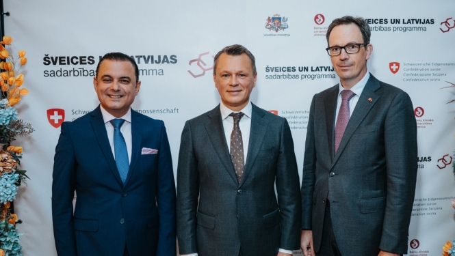 Hosams Abu Meri, Valts Ābols, Šveices vēstnieks Latvijā 