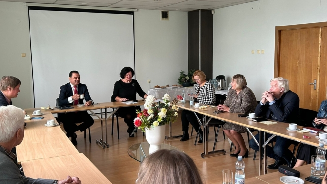 Veselības ministrs Hosams Abu Meri tiekas ar Veselības aprūpes darba devēju asociāciju