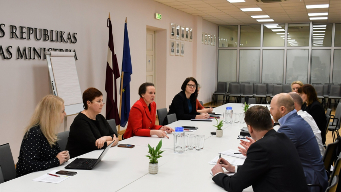 Tikšanās ar mikroķirurgiem