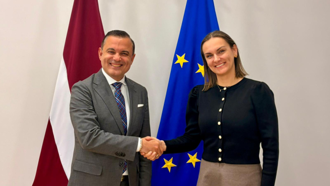 Veselības ministrs Hosams Abu Meri tiekas ar uzņēmuma “Meta” politikas vadītāju Centrālajā un Austrumeiropā Vitniju Saldavu