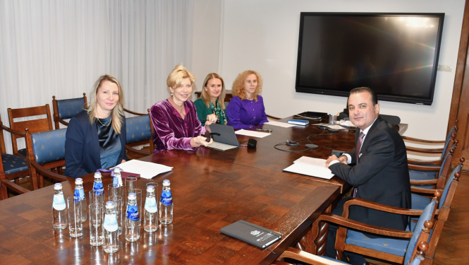 Veselības ministrs Hosams Abu Meri tiekas ar izglītības un zinātnes ministri Andu Čakšu