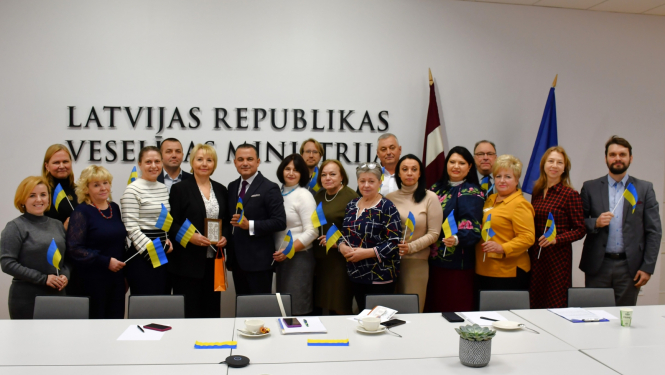 Veselības ministrs Hosams Abu Meri tiekas ar Ukrainas Mazo pilsētu asociācijas pārstāvjiem