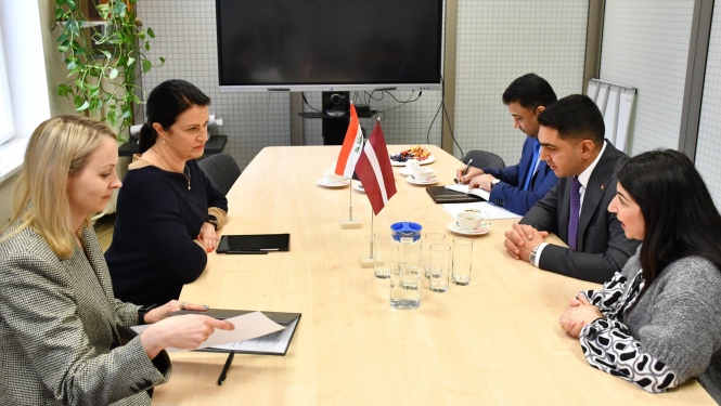 Veselības ministrijas valsts sekretāre tiekas ar Irākas pilnvaroto lietvedi