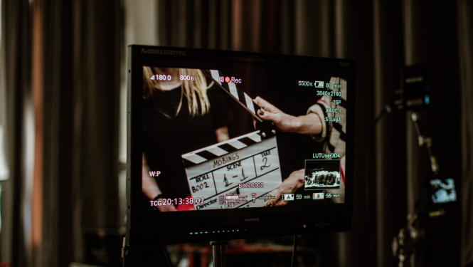 Ņirgāšanās filma