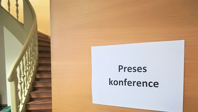 Preses konference