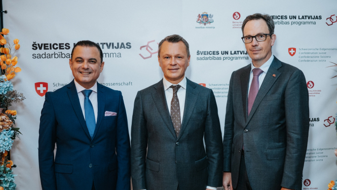 Hosams Abu Meri, Valts Ābols, Šveices vēstnieks Latvijā 