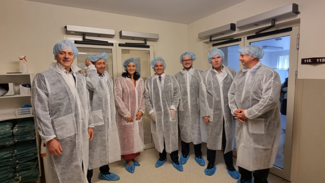 Veselības ministrs Hosams Abu Meri darba vizītē apmeklē Rīgas 1.slimnīcu