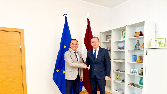 Uzbekistanas vestnieks