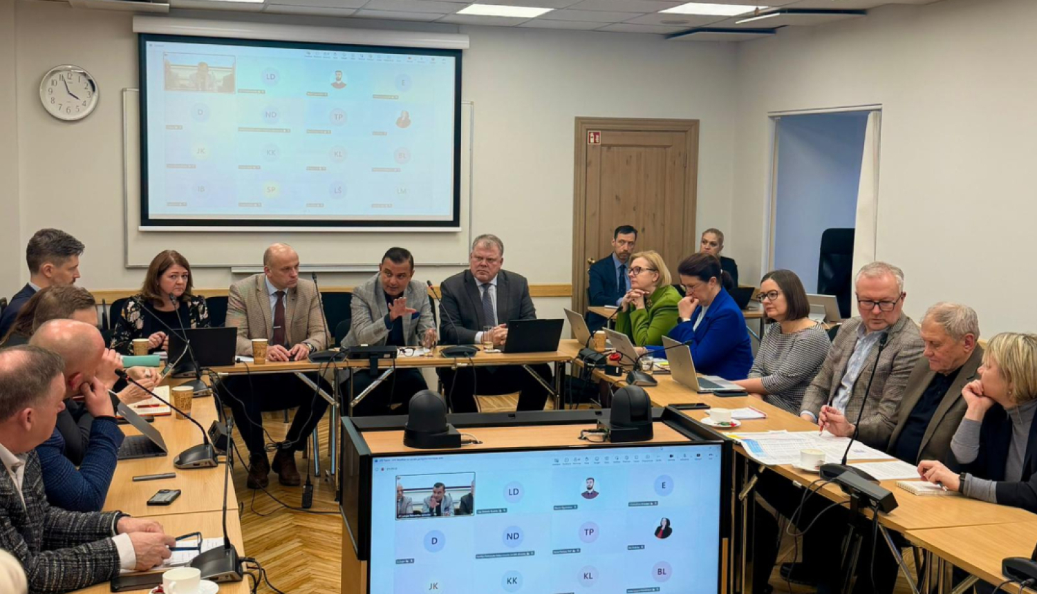 Veselības ministrs ar Latvijas Pašvaldību savienību pārrunā slimnīcu finansējumu un plānoto slimnīcu tīkla attīstību