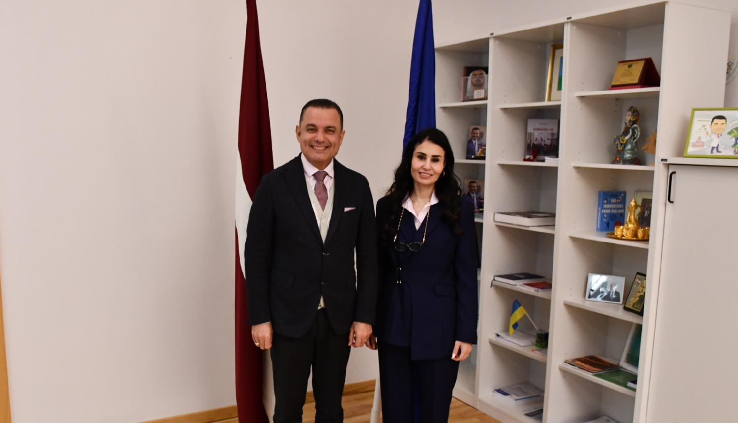 Tikšanās ar AAE vēstnieci