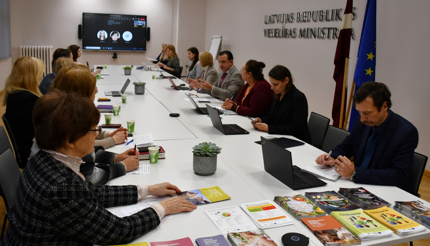 Veselības ministrs Hosams Abu Meri piedalās Uztura padomes sēdē