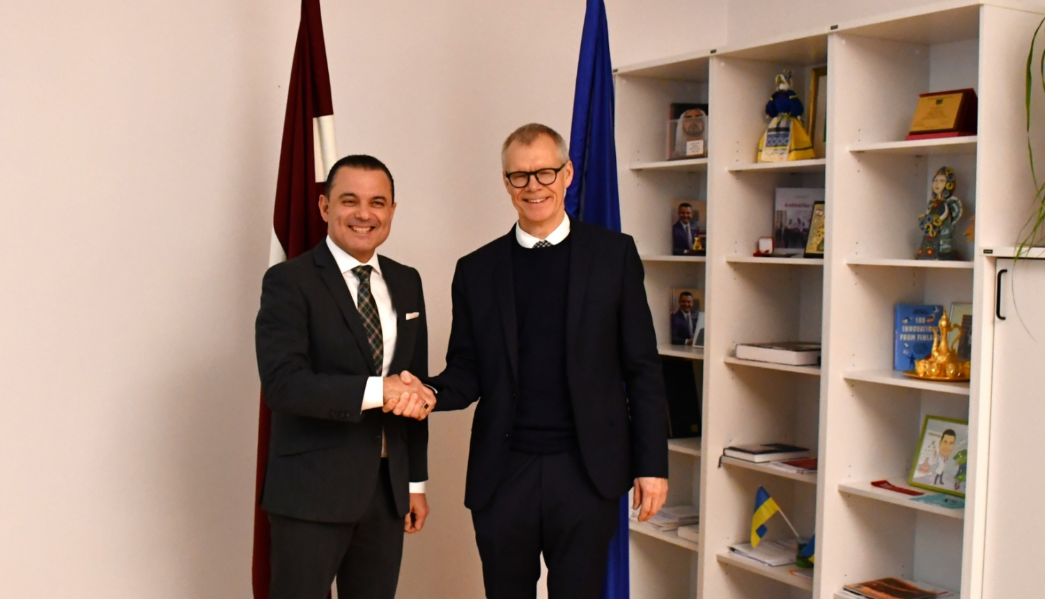 Dānijas vēstnieks un veselības ministrs