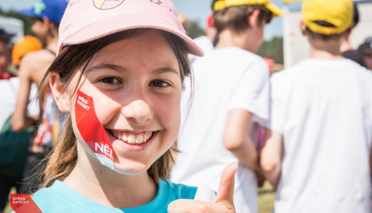 Foto: Smaidīgs bērns 