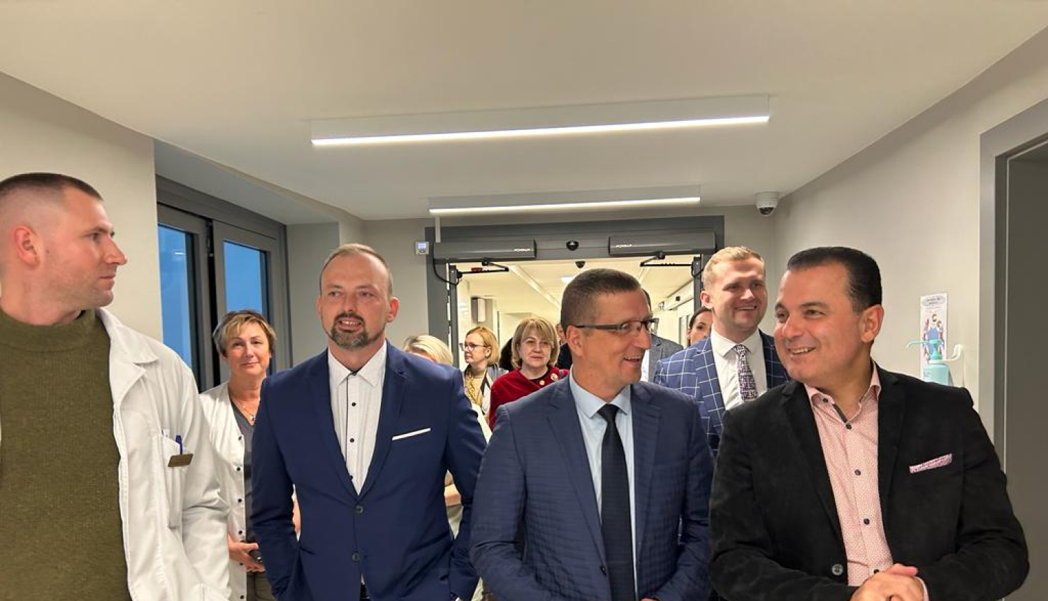 Veselības ministrs darba vizītē apmeklē Jēkabpils Reģionālo slimnīcu