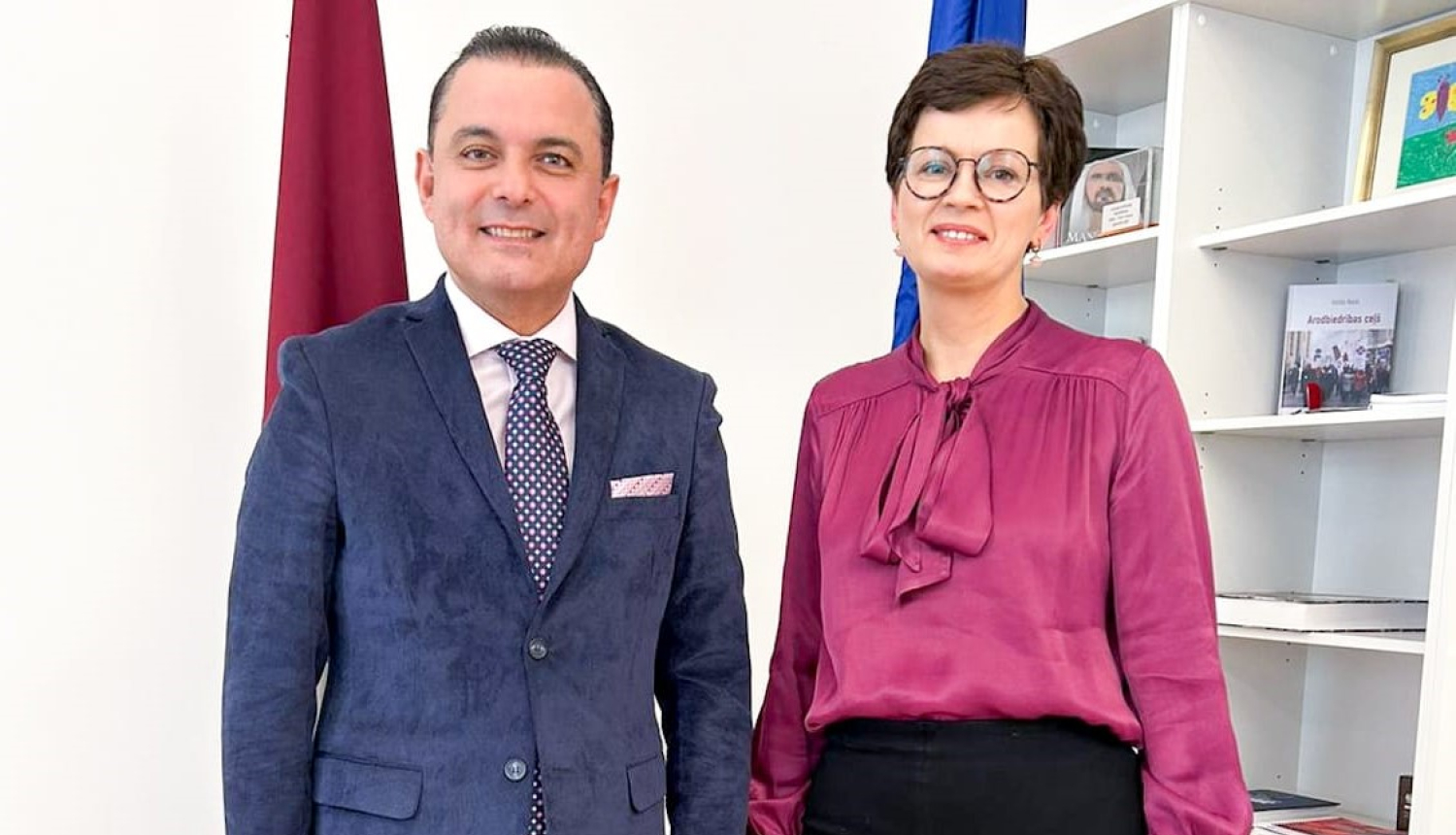 Veselības ministra Hosama Abu Meri tikšanās ar "Ziedot.lv" vadītāju Rūtu Dimantu