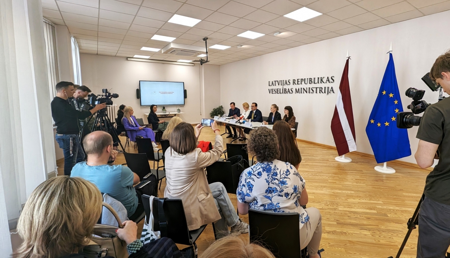 Zāļu cenu preses konference